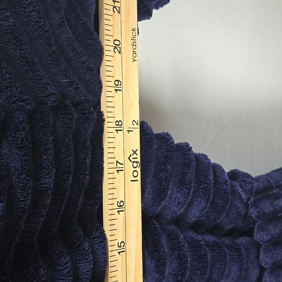 Nine West Sleepwear Women's Navy Blue Plush Belted Lounge Robe Sz S/P - Picture 8 of 10